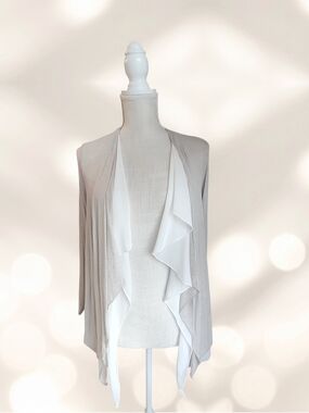 Pebble and Stone Size S Beige and White Draped Open-Front Cardigan
